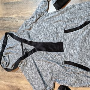 Simply Vera Wang women's hoodie size large